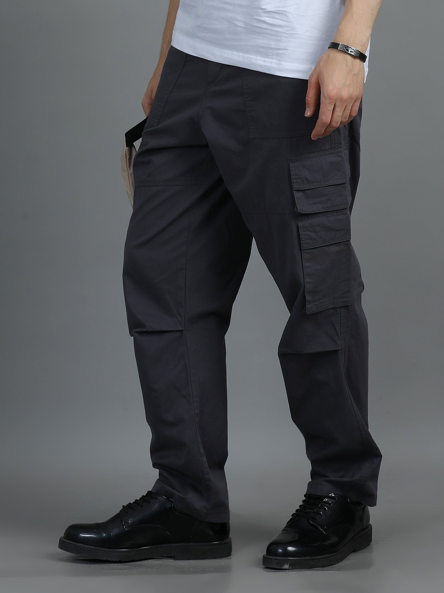 Men 2 Cotton Relaxed Fit Cargo Trousers, Charcoal Grey Black