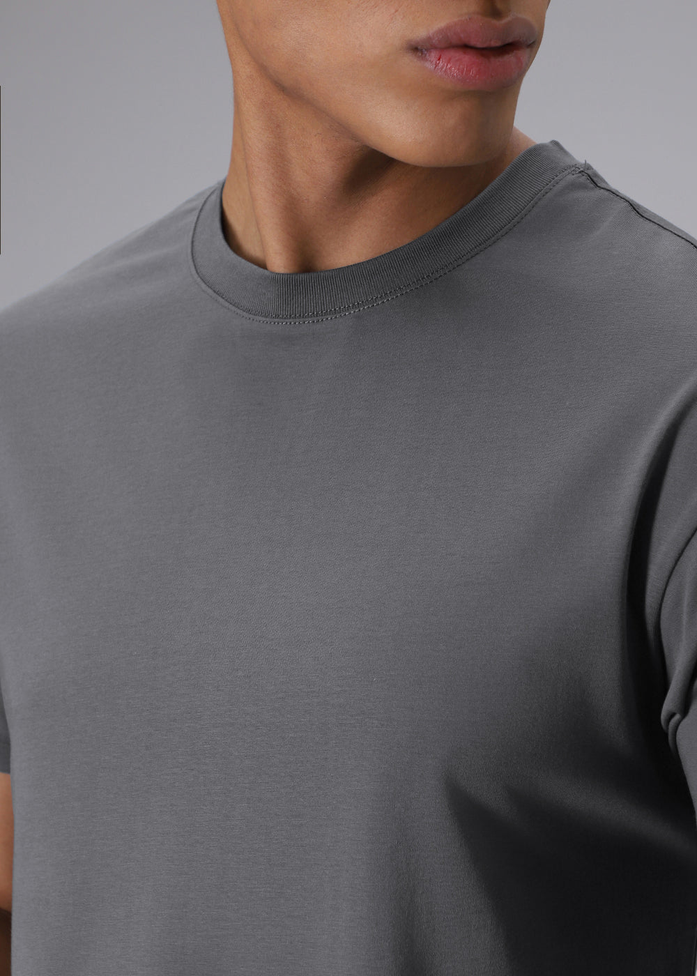 Grey Plain Regular T-shirt