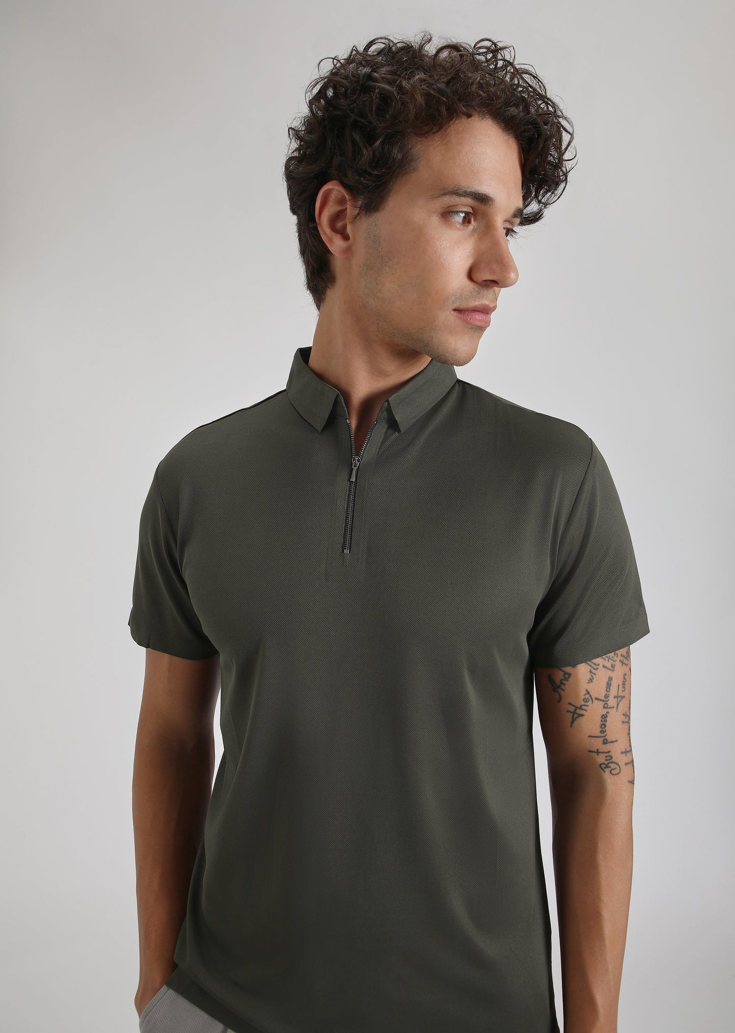 Olive Plain Zipper Stitchless Polo T-shirt