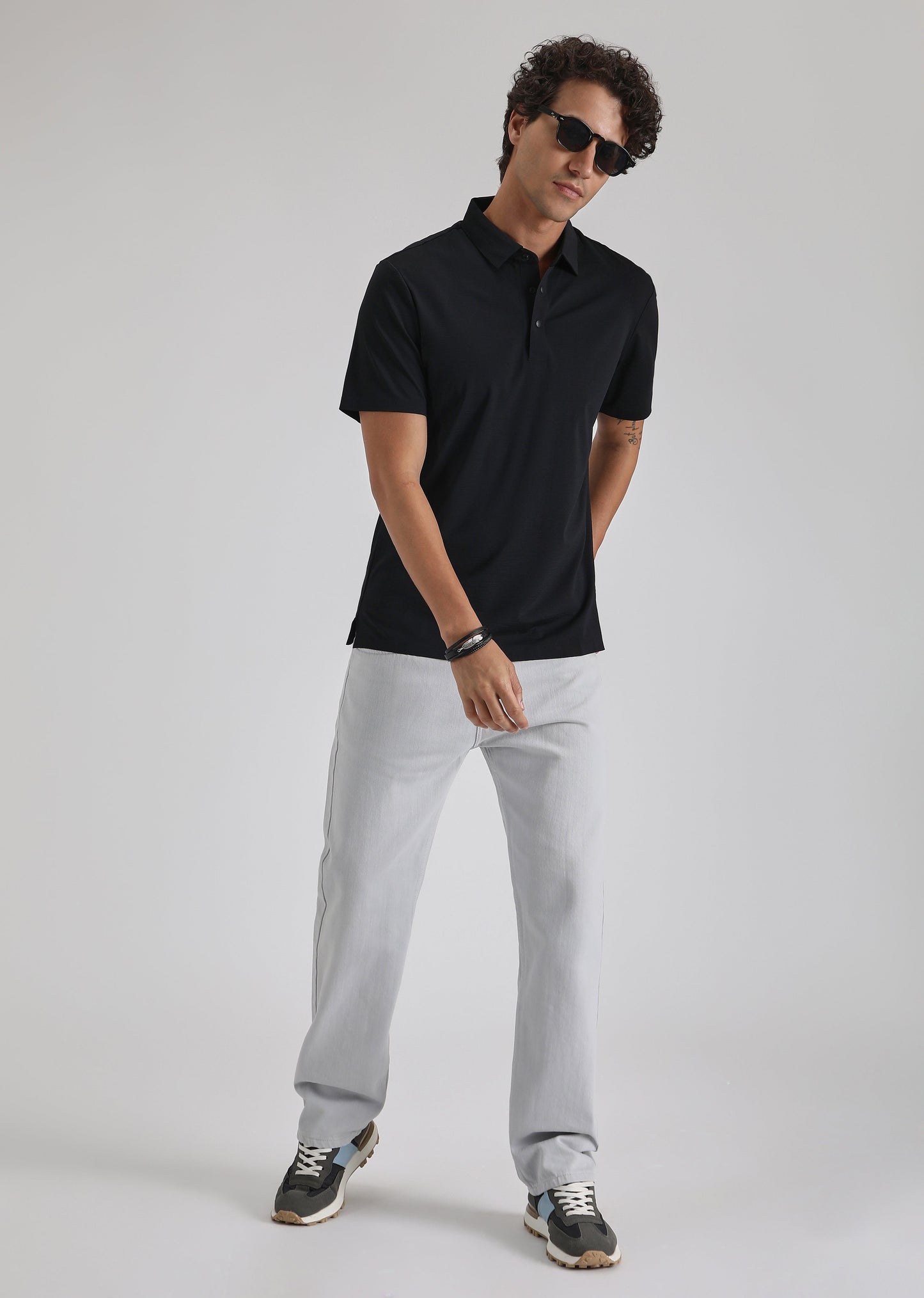 Textured Black Plain Stitchless Polo T-shirt