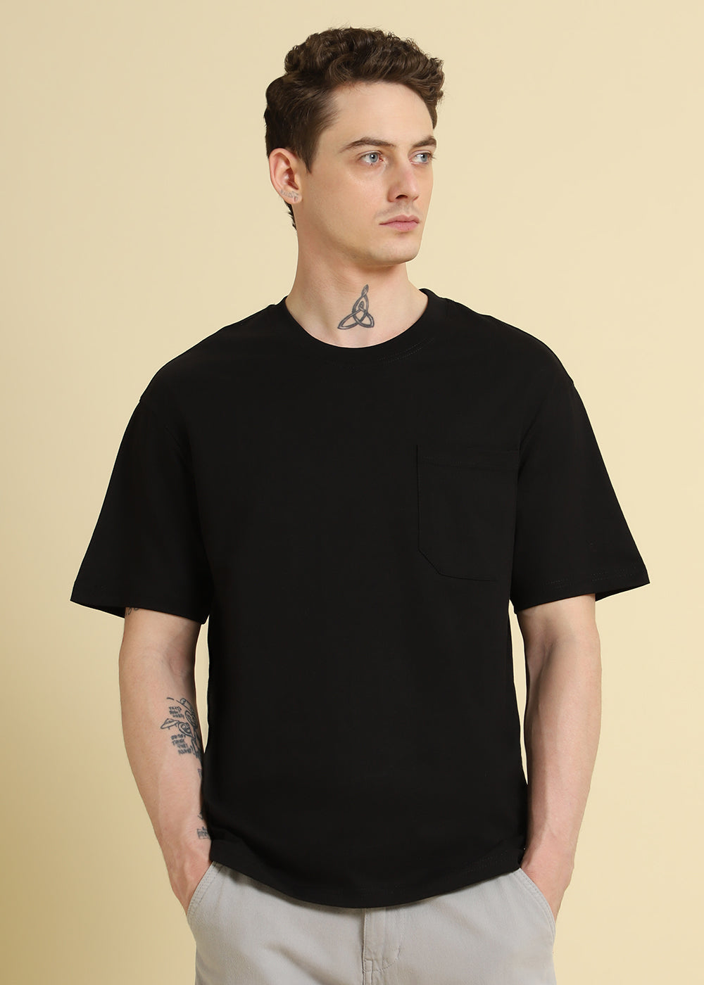 Black Plain Pocket Regular Fit T-shirt