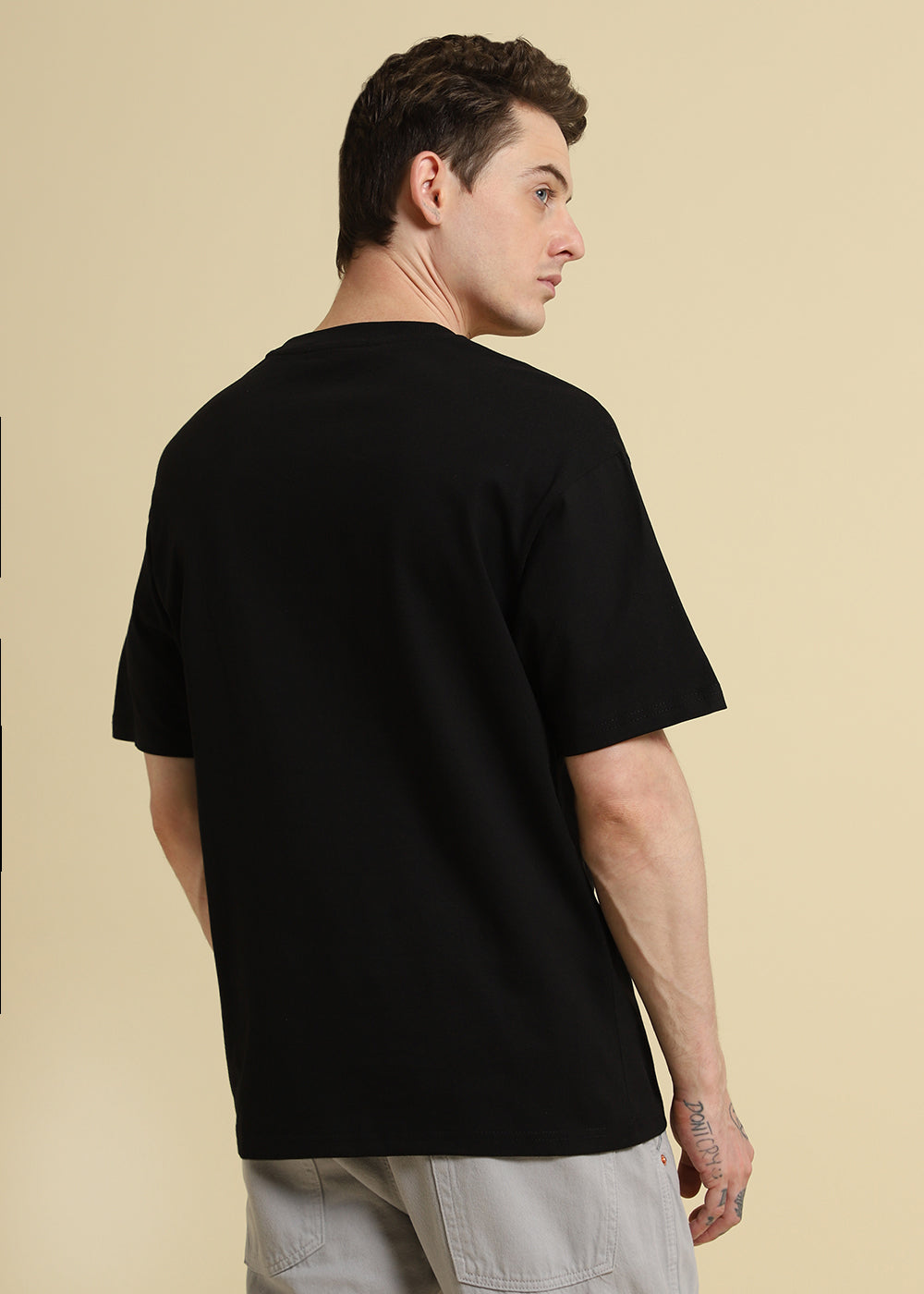 Black Plain Pocket Regular Fit T-shirt