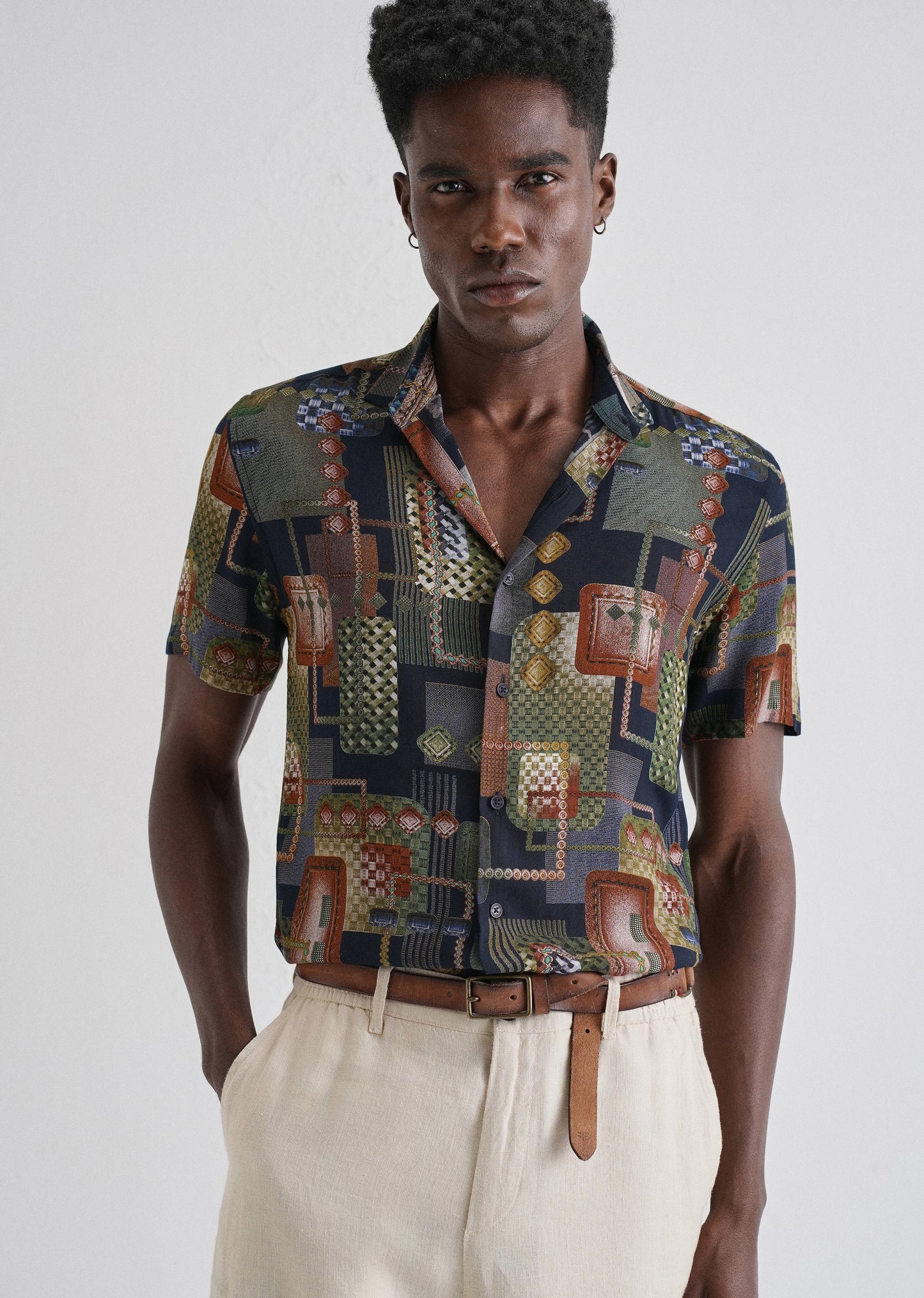 Geo Precision Feather shirt