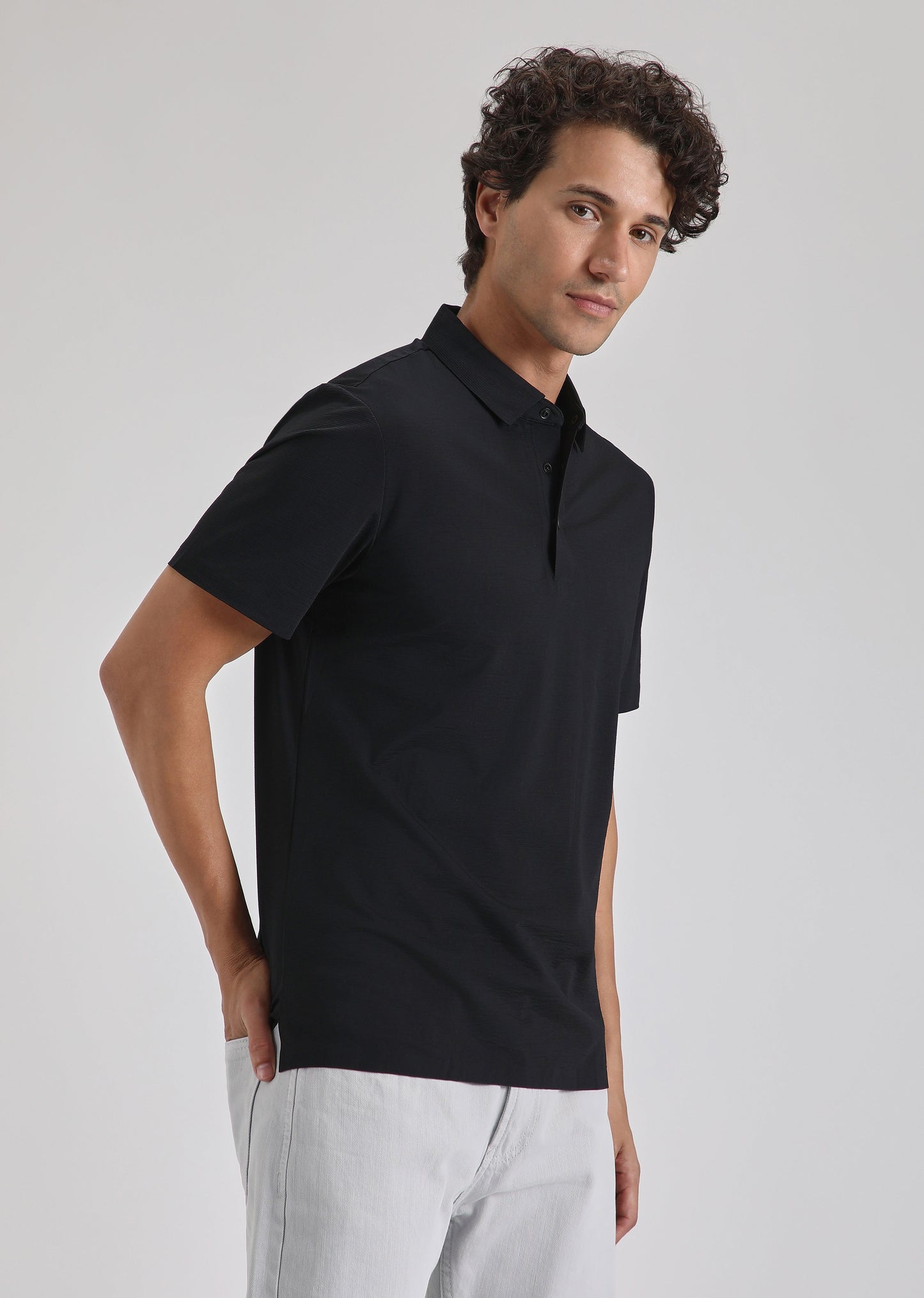 Textured Black Plain Stitchless Polo T-shirt