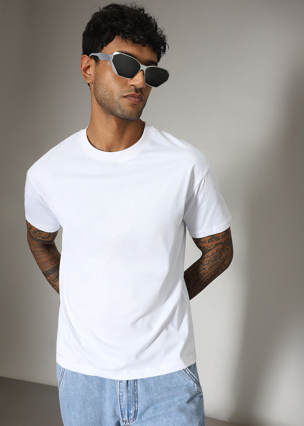White Plain Basic T-shirt