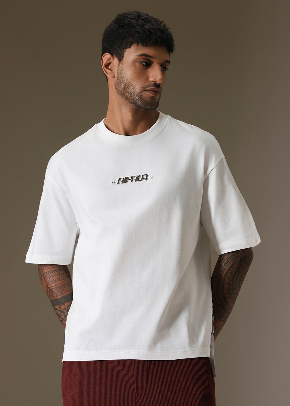 White Plain Embellished Oversized T-shirt