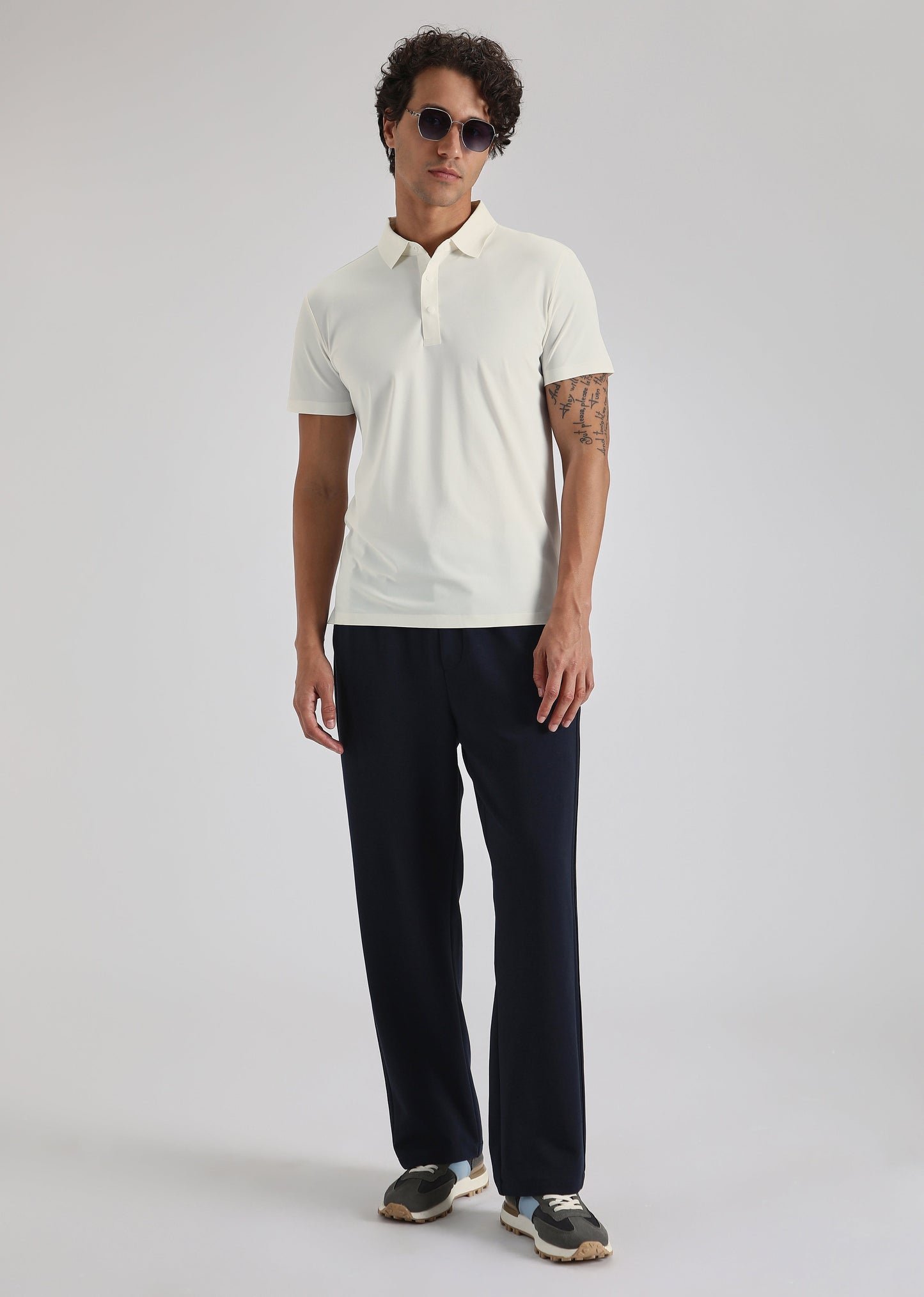 White Plain Stitchless Polo T-shirt